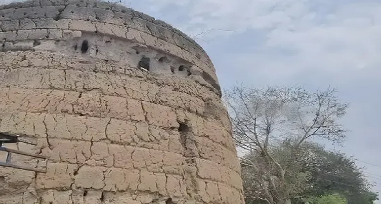 కోట బురుజుకు 300 ఏళ్ల చరిత్ర

