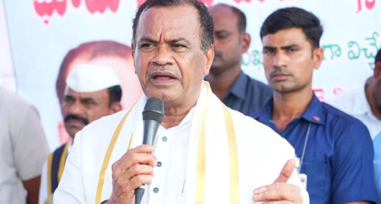 నల్గొండలో ఇరిగేషన్ ప్రాజెక్టుల పురోగతిని సమీక్షించిన రాష్ట్ర మంత్రి కోమటి, ఉత్తమ్ కుమార్ రెడ్డి

