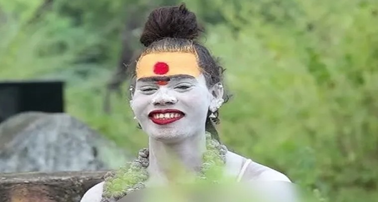 కరీంనగర్ కోర్టులో లేడీ అఘోరీ.. మోసం కేసులో బెయిల్ ప్రయత్నం

