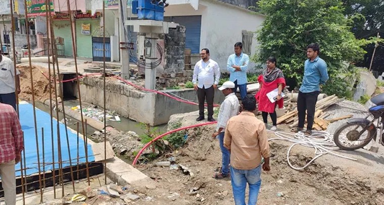 నల్గొండలో అభివృద్ధికి వేగం జోడించాలి.. రోడ్డు విస్తరణకు ప్రజల సహకారం అవసరం

