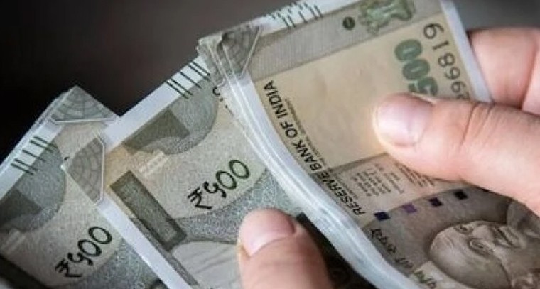 మొక్కజొన్న రైతులకు శుభవార్త.. బకాయిల విడుదలపై మంత్రి తుమ్మల కీలక ప్రకటన

