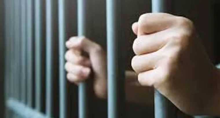 నల్గొండలో అంతర్రాష్ట్ర దొంగలు పట్టిబడ్డారు.. పోలీసుల సమర్థవంతమైన చర్య

