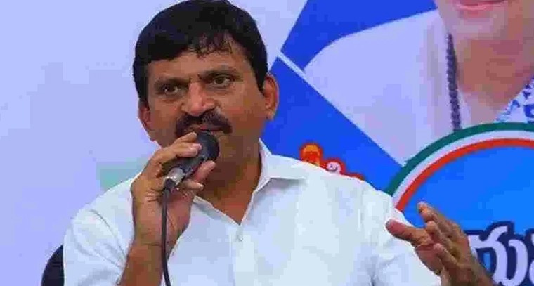 బీసీలకు 42% రిజర్వేషన్ల కోసం కాంగ్రెస్‌ ప్రయత్నం.. బీజేపీపై మండిపడిన మంత్రి పొంగులేటి

