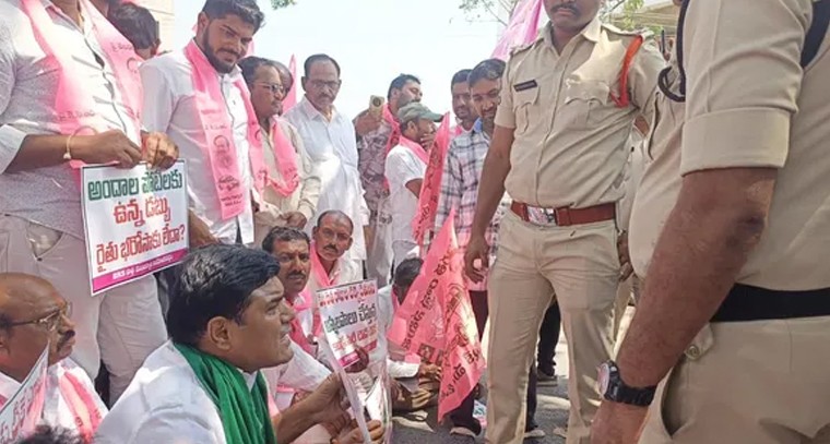 రైతు భరోసా కోసం బీఆర్ఎస్ పోరుబాట.. కలెక్టరేట్ ముట్టడికి నడిపెల్లి హెచ్చరిక

