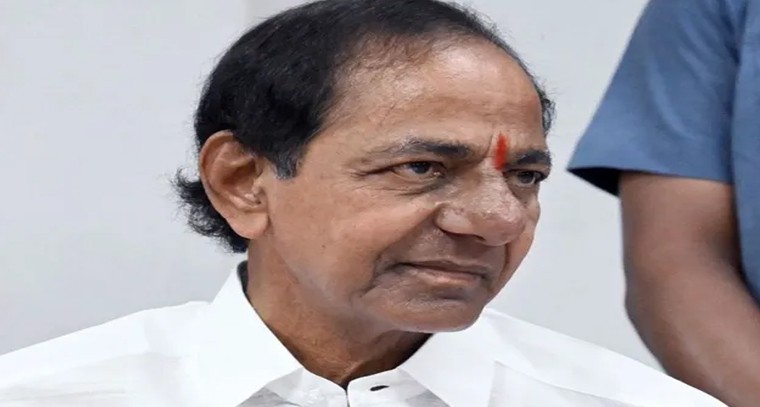 ఎర్రవెల్లిలో కేసీఆర్‌తో బీఆర్ఎస్ నేతల కీలక సమావేశం

