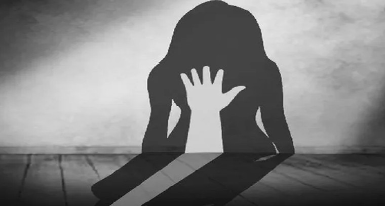 ఇన్‌స్టాగ్రామ్‌ పరిచయం.. ఇంటర్‌ బాలికపై అత్యాచారం

