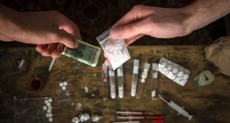 హైదరాబాద్‌లో రూ.12,000 కోట్ల డ్రగ్స్ ఫ్యాక్టరీ బెరుకుపడింది.. మహారాష్ట్ర పోలీసుల సరికొత్త ఆపరేషన్‌

