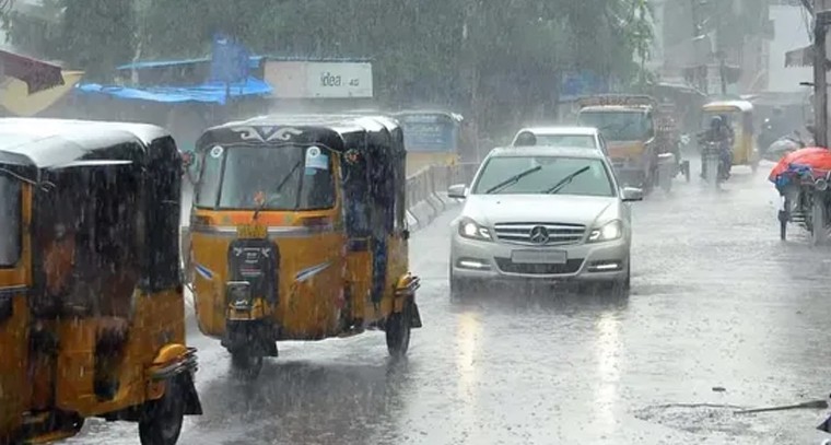 తెలంగాణలో భారీ వర్షాల హెచ్చరిక.. మూడు రోజుల పాటు ఆరెంజ్ అలర్ట్

