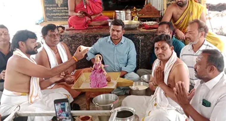 మెట్‌పల్లి అయ్యప్ప ఆలయంలో ఉత్తర నక్షత్ర వేడుకలు

