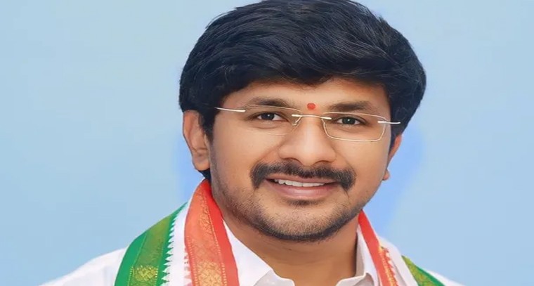 బీసీలకు 42% రిజర్వేషన్.. చరిత్రాత్మక నిర్ణయంతో సామాజిక న్యాయం

