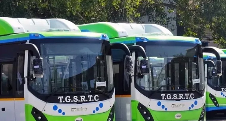 సిటీ ప్రయాణికులకు ఆర్టీసీ 'కూల్' న్యూస్.. మెట్రో లగ్జరీ బస్సుల్లో భారీగా తగ్గిన ఛార్జీలు!

