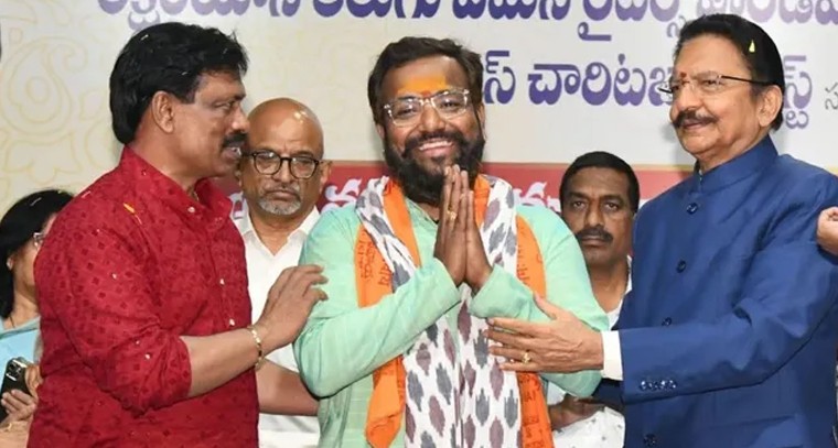 మళ్ళీ ఢిల్లీ దిశగా గులాబీ బాస్.. జాతీయ రాజకీయాల్లో కేసీఆర్ సరికొత్త వ్యూహం

