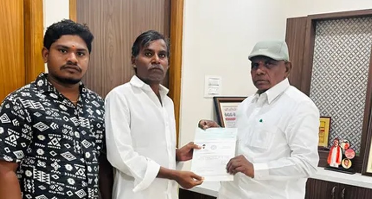 సీఎం రిలీఫ్ ఫండ్: చేవెళ్లలో లబ్ధిదారునికి చెక్కు పంపిణీ

