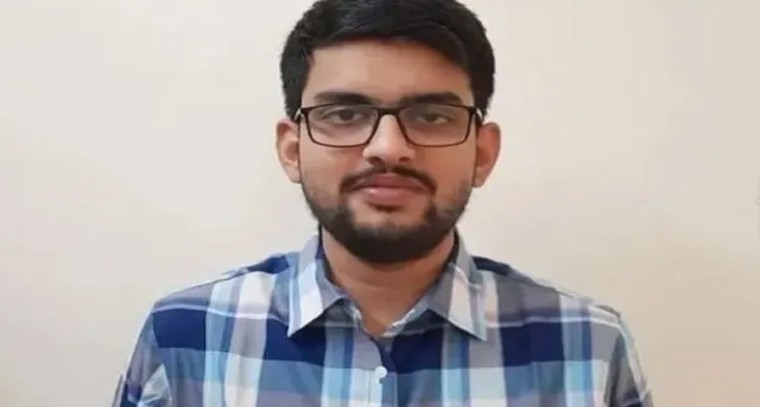 కోచింగ్ లేకుండా గ్రూప్-2 టాపర్‌.. సూర్యాపేట యువకుడు హర్షవర్ధన్ రెడ్డి విజయ గాధ

