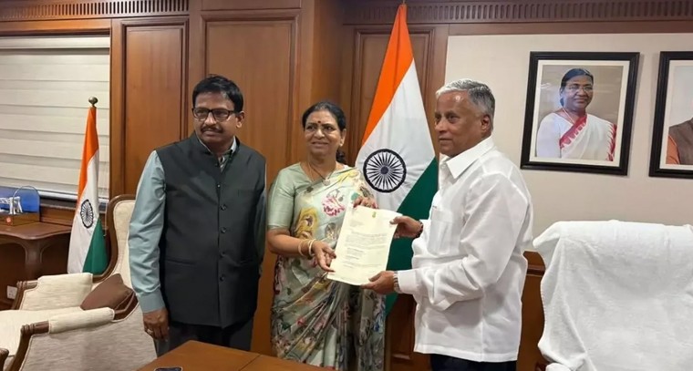 మహబూబ్‌నగర్‌లో రైల్వే అభివృద్ధులకు కేంద్ర మంత్రికి ప్రతిపాదనలు

