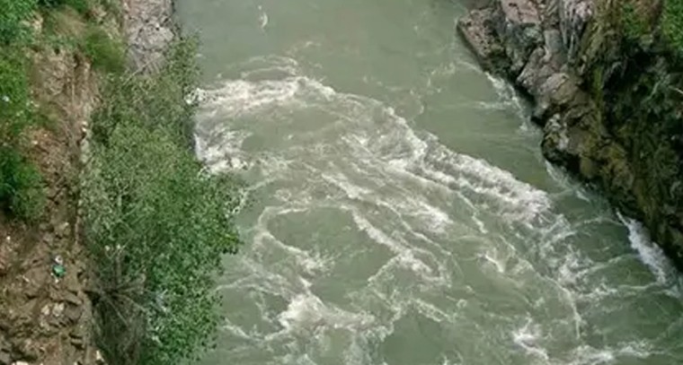 సాగర్ ఎడమ కాలువలో విషాదం.. యువకుడు గల్లంతు

