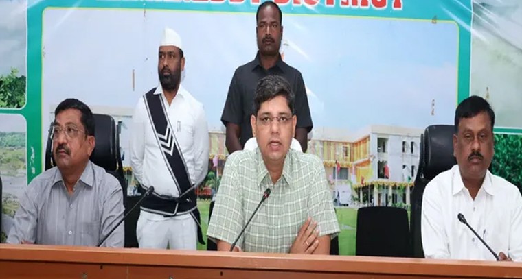 పది పరీక్షల నిర్వహణపై కలెక్టర్ సీరియస్.. నిబంధనలు అతిక్రమిస్తే కఠిన చర్యలు

