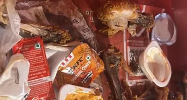 నిజామాబాద్ KFC లో కుళ్లిన చికెన్ కలకలం.. కస్టమర్ల ఆగ్రహం

