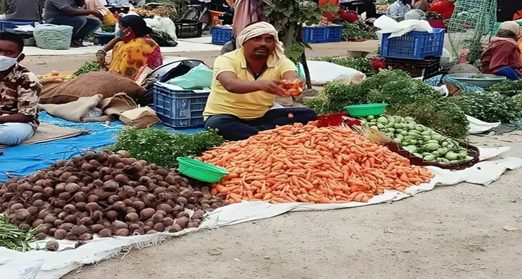 బిబిపేట్ మార్కెట్‌కు మౌలిక వసతులు అవసరం.. రైతుల ఆవేదన

