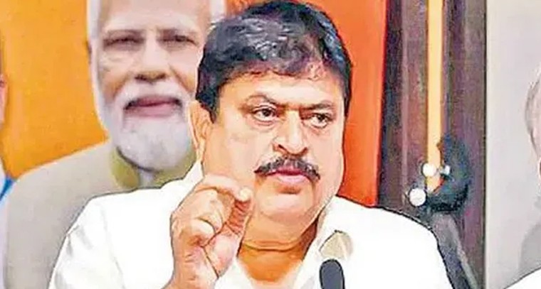 కాంగ్రెస్‌పై బీసీల పేరుతో రాజకీయ ఆరోపణలు.. రామచందర్‌రావు ధ్వజం

