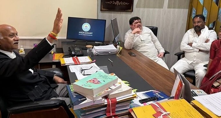 BC రిజర్వేషన్లపై హైకోర్టులో ప్రతిష్టంభన.. సీఎం రేవంత్ అత్యవసర సమీక్ష

