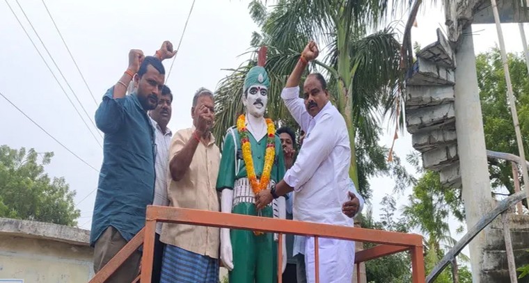 త్రిపురారంలో కార్గిల్ విజయ్ దివస్.. లాన్స్ నాయక్ మిట్ట శ్రీనివాస్ రెడ్డికి నివాళులు

