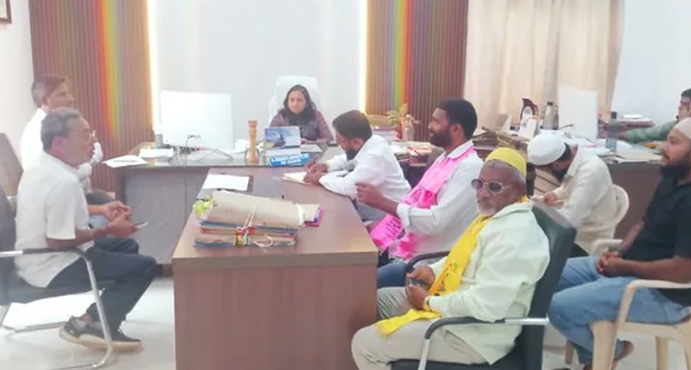 ఓటర్ల జాబితా సవరణపై బాన్సువాడలో సమీక్ష సమావేశం

