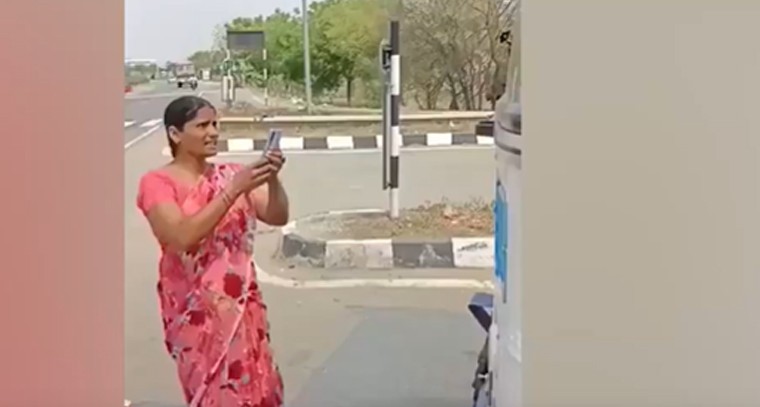 ఆర్టీసీ బస్సులో కల్లు తీసుకెళ్లడంపై నకిరేకల్‌లో వివాదం.. భిన్న వాదనలు

