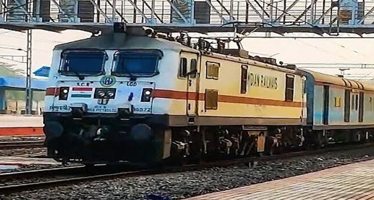 శరవేగంగా సికింద్రాబాద్-కాజీపేట రైలు ప్రయాణం.. మూడో, నాలుగో లైన్లకు కేంద్రం పచ్చజెండా

