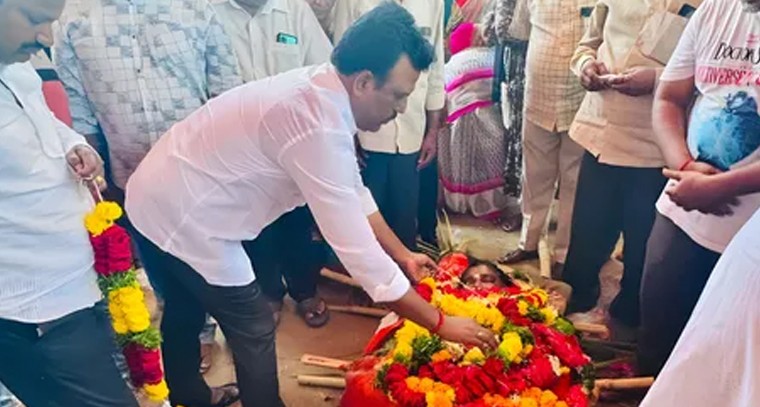 మాజీ జడ్పీటీసీ విద్యావతమ్మ మృతి.. ఎమ్మెల్యే జియంఆర్ నివాళులు

