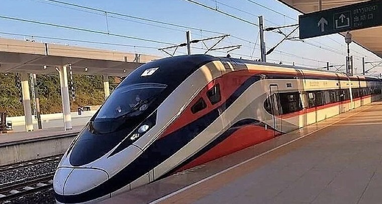 హైదరాబాద్ - అమరావతి మధ్య సెమీ బుల్లెట్ రైలు.. గంటన్నరలోనే గమ్యస్థానానికి

