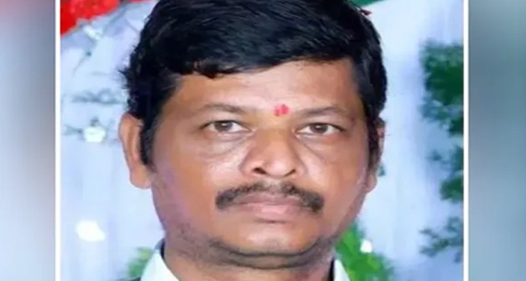 రైలు ముందు పడుకుని సోమిరెడ్డి ఆత్మహత్య.. ఆర్థిక ఒత్తిడి మానసిక ఆందోళనకు ముగింపు

