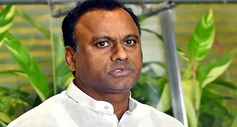 మంత్రి పదవిపై కోమటిరెడ్డి రాజగోపాల్ రెడ్డి సంచలన వ్యాఖ్యలు

