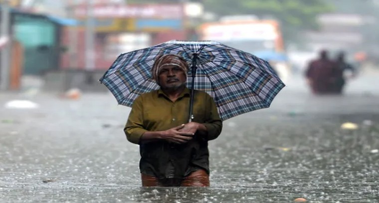 తెలంగాణలో భారీ వర్షాలు.. జాగ్రత్తగా ఉండండి

