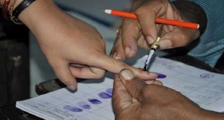 తెలంగాణలో స్థానిక సంస్థల ఎన్నికల సన్నాహం.. రిజర్వేషన్ల ఖరారుతో ఊపందుకున్న ప్రక్రియ

