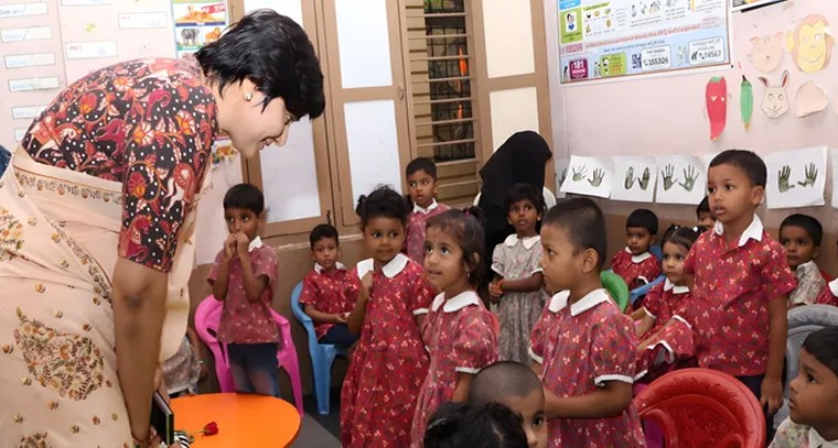 హైదరాబాద్‌లో అంగన్వాడీలపై కలెక్టర్‌ ఆకస్మిక తనిఖీ

