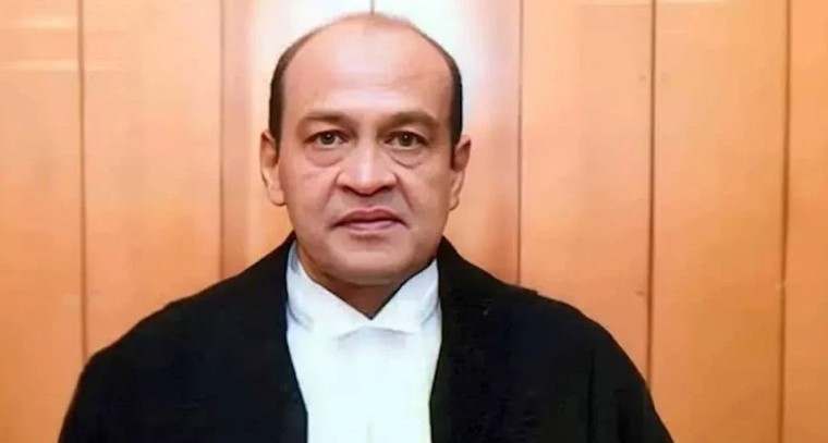 జస్టిస్ యశ్వంత్ వర్మపై అభిశంసన.. లోక్‌సభ స్పీకర్ కీలక నిర్ణయం

