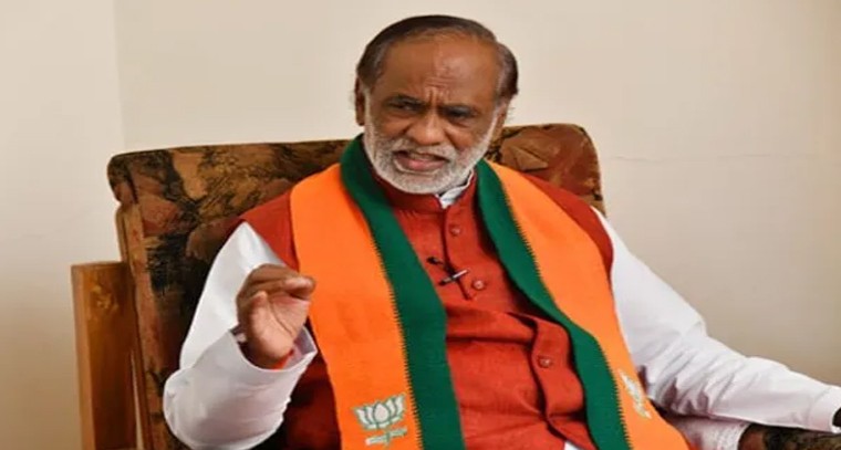 బీసీలకు అధ్యక్ష పదవితోనే సీఎం అవకాశమా?.. ఎంపీ లక్ష్మణ్ ప్రశ్న

