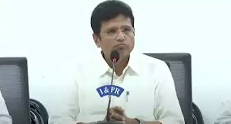 తెలంగాణపై కేంద్రం వివక్ష.. పరిశ్రమల అనుమతుల్లో అన్యాయం

