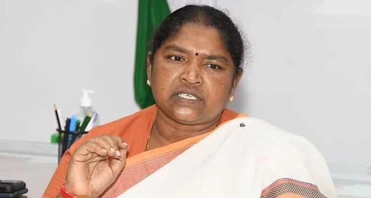 అంగన్‌వాడీ సేవల్లో నయా ట్రెండ్.. పేదల చెంతకే 'మొబైల్' పౌష్టికాహారం

