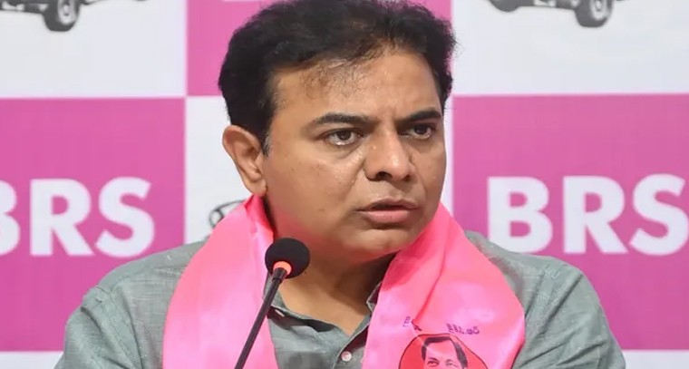 బ్యారేజీల రక్షణ ప్రభుత్వ బాధ్యత.. మేడిగడ్డ, మంజీరా పరిస్థితిపై కేటీఆర్ తీవ్ర ఆవేదన

