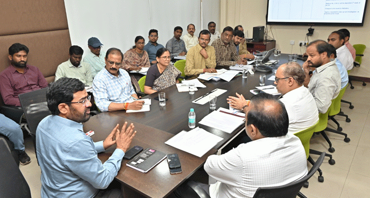 నీటి శుద్ధి కేంద్రాలు,పైప్ లైన్ నిర్మాణంపై ఎండీ అశోక్ రెడ్డి సమీక్ష