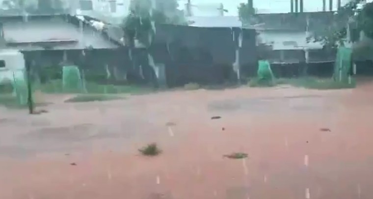 హైద‌రాబాద్‌లో భారీ వర్షం