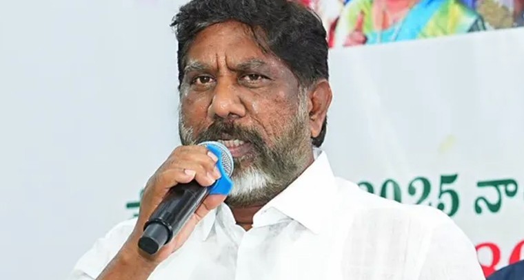 సకాలంలో రైతులకు రుణాలు ఇవ్వండి: భట్టి