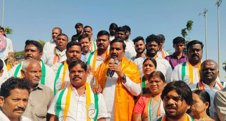 రెండు మున్సిపాలిటీలో కాంగ్రెస్ జెండా ఎగరేస్తాం :  ఎమ్మెల్యే బీర్ల అయిలయ్య 