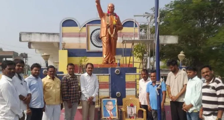 భీమా కోరేగావ్ అమరవీరులకు నివాళి