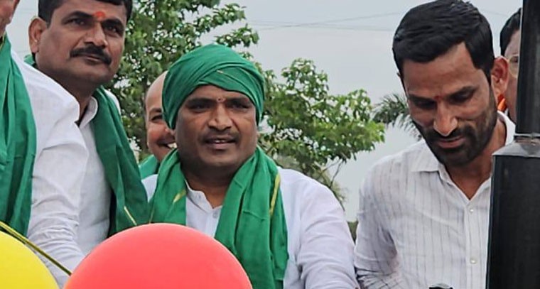 రైతు నేస్తం కార్యక్రమంపై వీడియో కాన్ఫరెన్స్ లో పాల్గొన్న  ఎమ్మెల్యే  బీర్ల అయిలయ్య