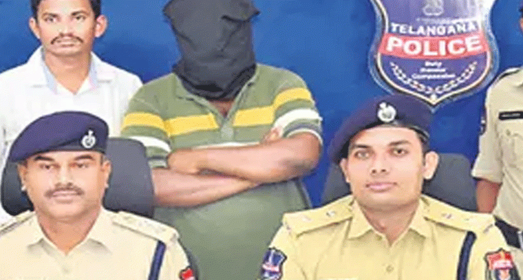 బెట్టింగ్ అప్పుల కోసం వృద్ధ దంపతులపై హత్యాయత్నం