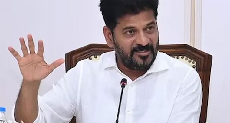 బోగస్ ఉద్యోగులపై కఠిన చర్యలకు సీఎం రేవంత్ ఆదేశం