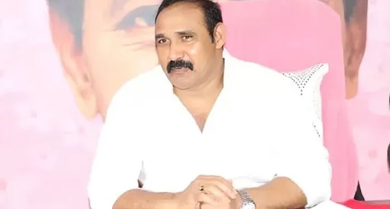 లైవ్ డిబేట్‌లో పెగ్గేసిన BRS మాజీ ఎమ్మెల్యే.. క్లారిటీ